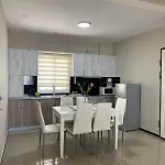 Seaside Apartmens Apartment Sarande
