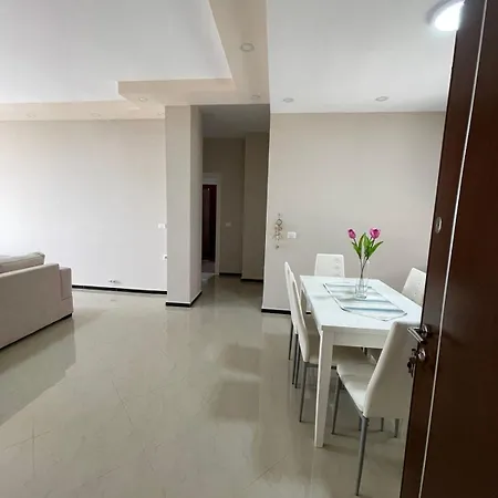 Seaside Apartmens Saranda