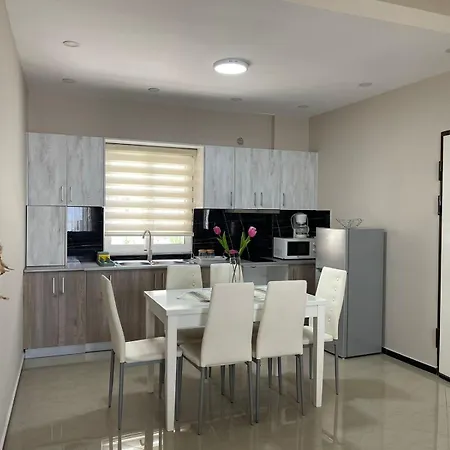 Seaside Apartmens Апартаменты Саранда