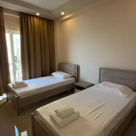 Seaside Apartmens * Saranda