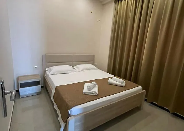 Apartment Seaside Apartmens Sarandë