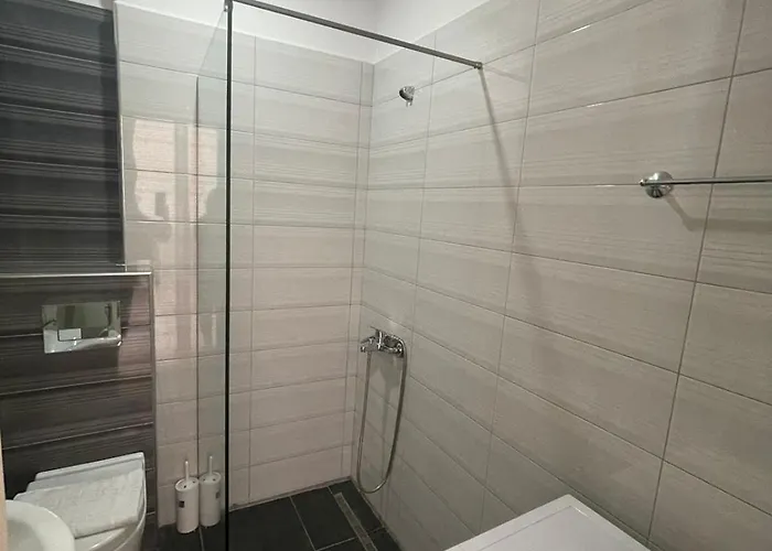 Seaside Apartmens * Sarande