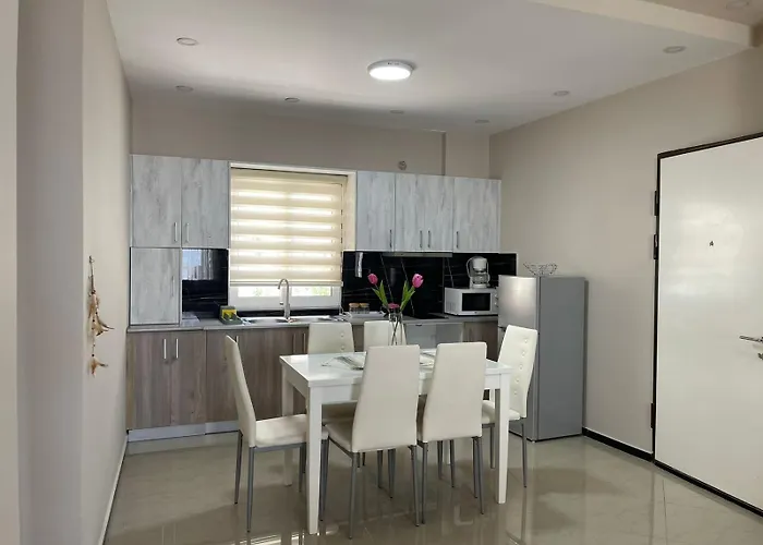 Seaside Apartmens Apartment Sarande