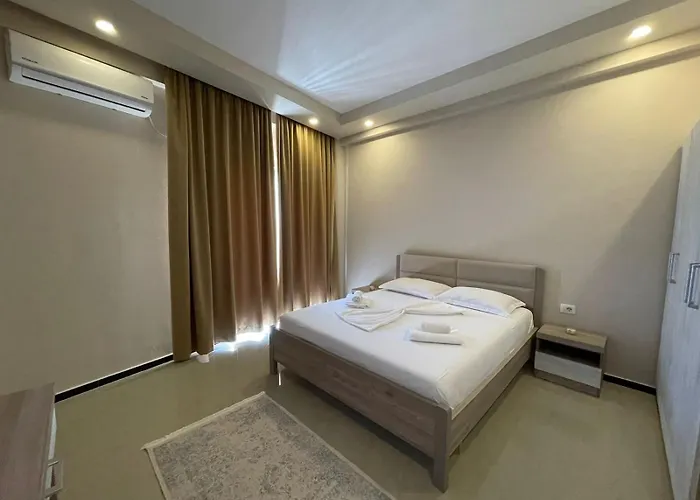 Seaside Apartmens * Sarande